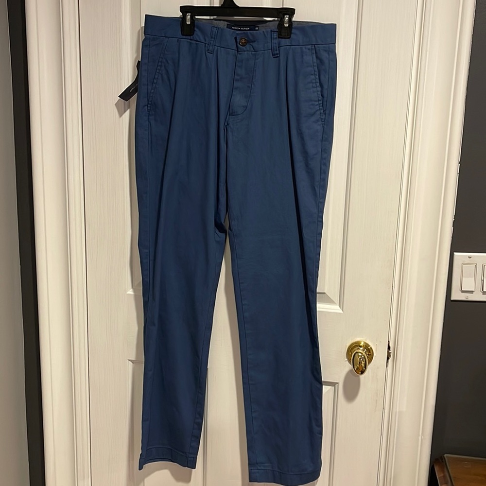 Tailored fit pants